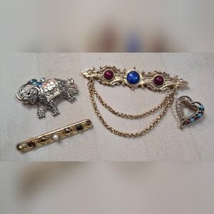 4 VINTAGE BROOCHES One Is  1928 Brand